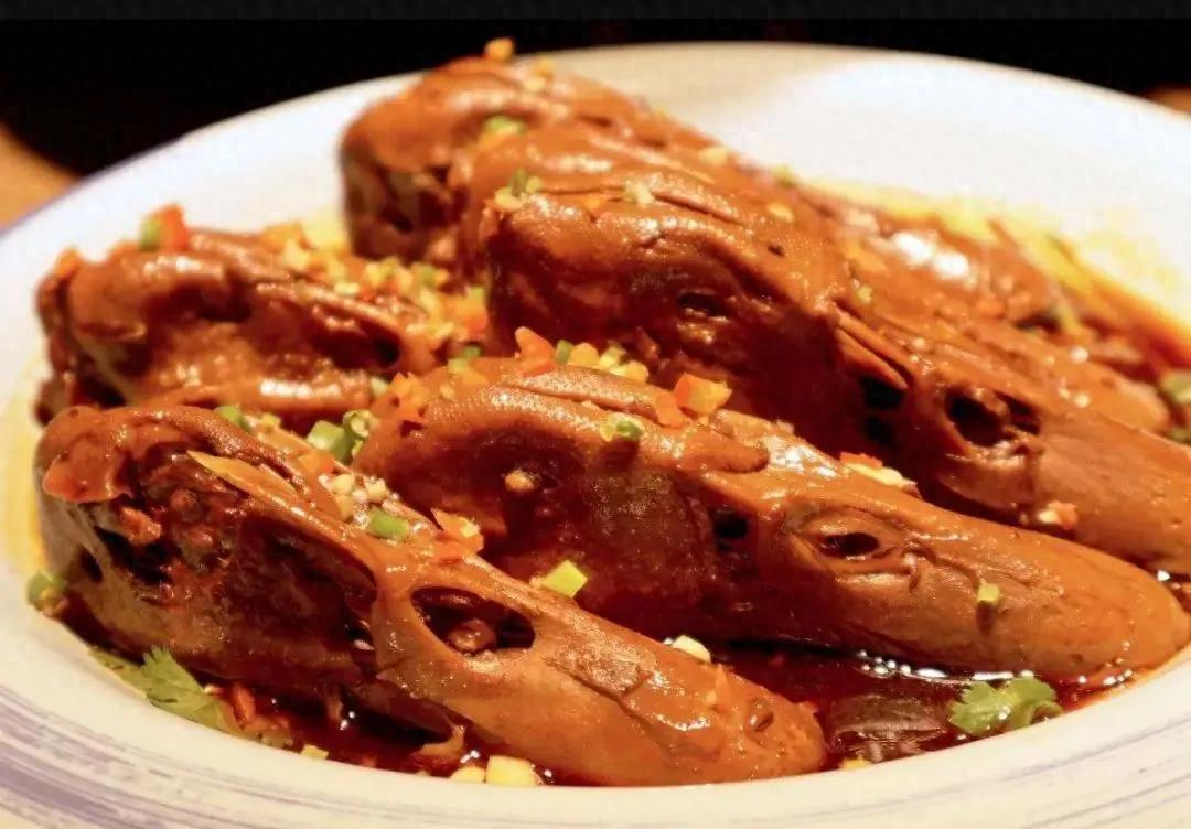 从“网红小吃”到“标准品牌” 衢州鸭头如何重塑卤味江湖